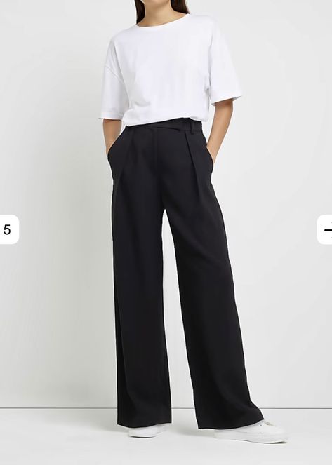 Black Wide Leg Pants Outfit Summer, Wide Black Pants Outfit, Teaching Clothes, Wide Leg Trousers Black, Wide Leg Trousers Outfit, Europe 2023, Office Clothes, Smart Work, Cosplay Inspo