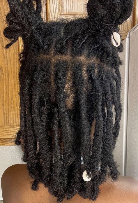 Loc Messy Bun Styles, Loc Messy Bun, Short Thick Locs, Locs Aesthetic, Messy Bun Styles, Dread Inspiration, Texture Shots, Thick Dreads, Freeform Locs