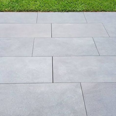 Garage Extension Ideas, Patio Retaining Wall, Blue Stone Patio, Porch Floors, Outdoor Patio Pavers, Bluestone Paving, Backyard Improvements, Paver Path, Patios Ideas