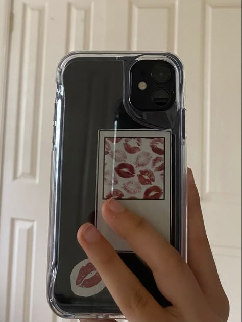 Lipstick Aesthetic Vintage, Lana Del Rey Style, Lipstick Aesthetic, Casing Phone, Night Mode, Clothing Haul, Phone Case Ideas, Case Ideas, Clear Iphone Case