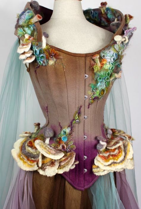 Fairy Outfit Ideas, Mushroom Costume, Ren Faire Outfits, Ren Faire Costume, Fairy Cosplay, Fairy Outfit, Fair Outfits, Fest Outfits, Diy Kostüm