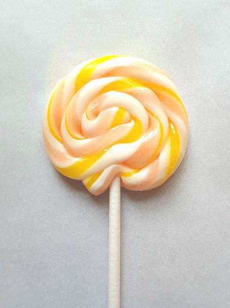 Big Lollipops, Candy Lollipops, Swirl Lollipops, Christmas Lollipops, Lollipop Candy, Bachelorette Favors, Tropical Punch, Candy Art, Root Beer Float