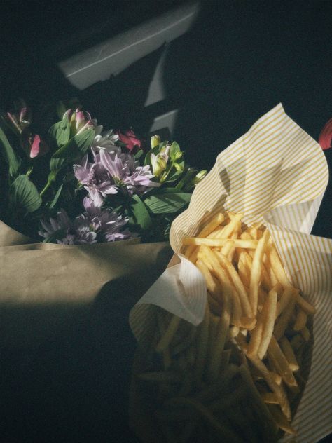 flowers and fries Grain Pictures, Grain Aesthetic, Filler Pictures, Film Grain, Girl Film, After Prom, Girls Heart, Retro Film, Prom Pictures