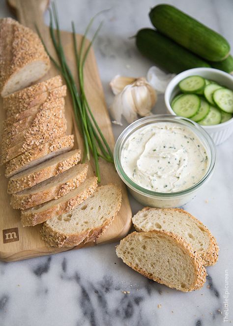 Cucumber Crostini with Garlic and Chives Cream Cheese Cucumber Crostini, Chive Cream Cheese, Wrapped Pickles, Pickle Appetizers, Cream Cheese Recipes Dip, Cucumber Tea Sandwiches, Homemade Ham, Cream Cheese Spread, No Cook Appetizers