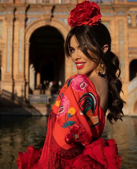 Flamenco Hair, Flamenco Costume, Architecture Villa, Spanish Flamenco, Fantasy Ideas, City Life, New Me, Hair And Beauty, Hairstyles