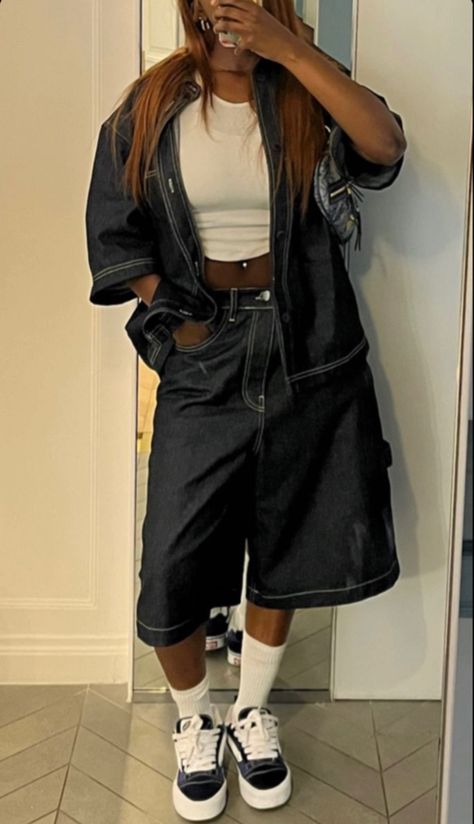 Casual 2000s Fashion, Denim Fits Black Women, 90s Outfit Ideas Black Women, Muscle Shirt Outfit Womens, Summer Streetwear Fashion Women, Y2k Outfits With Shorts, R B Outfit, Jorts Outfit Women’s, Concert Outfits Summer