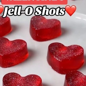 Cocktails (21+ to follow) on Instagram: "If you’re throwing a Valentine’s party, these Heart-Shaped Valentine’s Jell-O Shots are a MUST! 😍❤️ They’re full of glitter & rosé wine for the ultimate boozy treat ✨💖 #heartshapedvalentinesjelloshots #heartshaped #valentines #valentinesday #jelloshots #jello #shots #valentinescocktails #vday #parties" Heart Jello Shots, Heart Shaped Jello Shots, Valentine’s Day Jello Shots, Valentine Jello Shots, Fancy Jello, Valentines Drinks Alcoholic, Alcohol Desserts, Champagne Jello Shots, Jello Mold Recipes