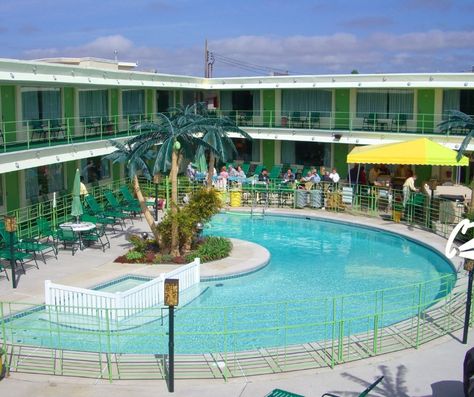 Historic Hotels of America on Instagram: “Tropical vibes and good times at the Caribbean Motel in Wildwood Crest, New Jersey 🌴 #historichotels #historichotelsofamerica #retro…” 80s Housewife, Wildwood Crest Nj, Vintage Swimming, Googie Architecture, Wildwood Crest, Blue Flamingo, Wildwood Nj, Multifamily Housing, Motel Room