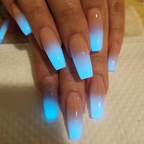 Glow In The Dark Nails, Neon Acrylic Nails, Long Acrylic Nail Designs, Blue Acrylic Nails, Drip Nails, Nagel Tips, Ombre Acrylic Nails, Stylish Nails Designs, Simple Acrylic Nails