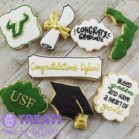 Tiffany Feldman on Instagram: “Graduation cookies #decoratedcookies #graduation #usf #florida #greenandgold” Usf Graduation Party, Usf Graduation, Graduation Board, Med School Graduation, Graduation Boards, Graduation Cookies, Sugar Cookie Designs, Med School, University Of Florida