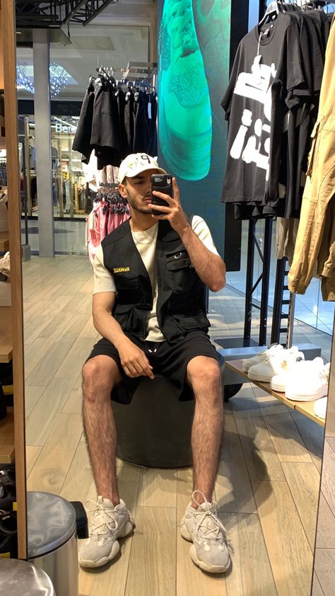 Yeezy 500 Blush Outfit Men, Yeezy 500 Blush Outfit, Yeezy 500 Outfit Mens, Yeezy 500 Blush, Blush Outfit, Yeezy 500, Selfie Mirror, Aesthetic Boys, Fashion Inspo