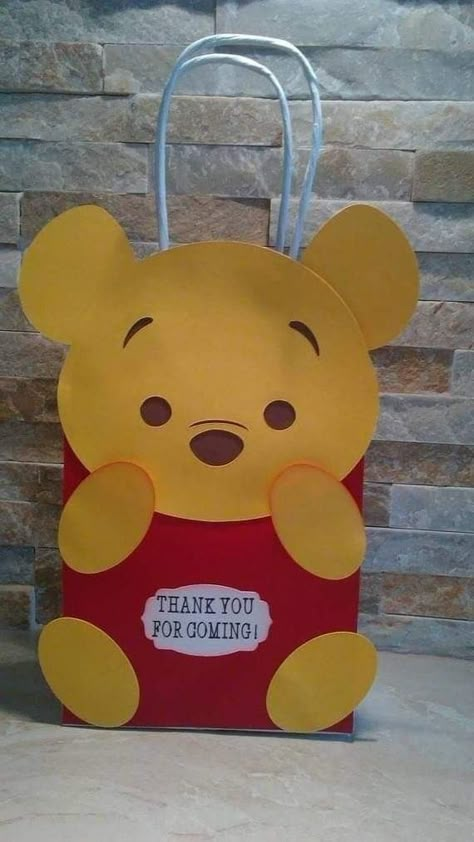 Pooh Bebe, Party Goody Bags, Winnie The Pooh Birthday Party, Pooh Birthday Party, Winnie The Pooh Decor, Winnie The Pooh Cake, Pooh Party, Winnie The Pooh Themes, Pooh Birthday