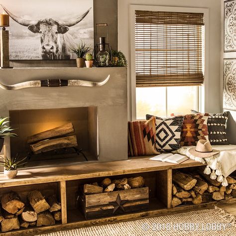 Blend trendy textiles with western wall decor for a wonderfully eclectic space. Western Living Rooms, Western Living Room, Western Wall Decor, Rustic Western Decor, Western Home, Country Decor Rustic, Western Homes, Lodge Decor, Western Home Decor