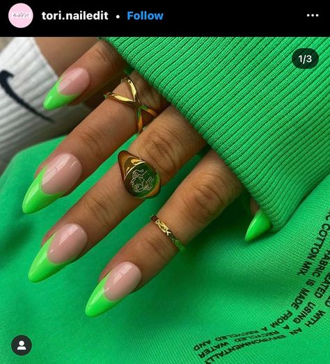 Almond Tips Nails, Almond Tips, Round Shaped Nails, Lime Nails, Lime Green Nails, Nails Round, Tips Nails, Green Acrylic Nails, Green French