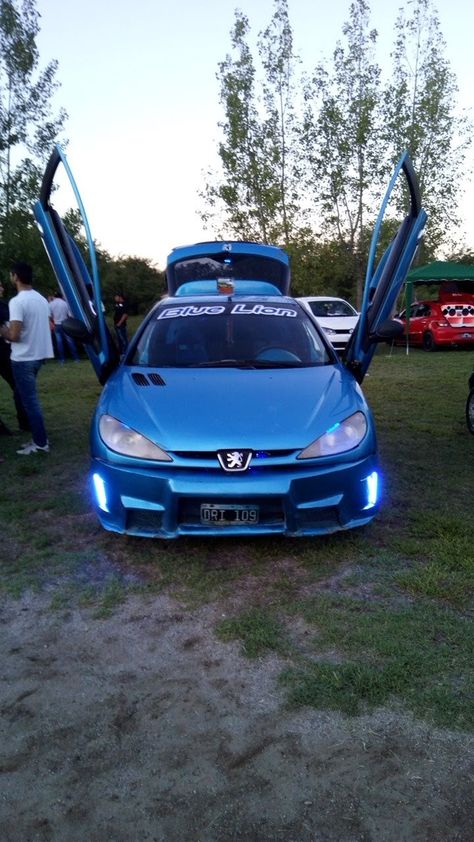 Peugeot 206 tuning lambo Ground Effects, Blue Lion, Car Mods, Peugeot 206, Custom Cars, Peugeot, Bmw Car, Sports Car, Cars