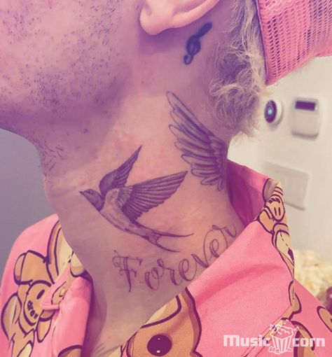 Justin Bieber - Neck tattoos Justin Bieber Neck Tattoo, Justin Bieber Tattoos, Forever Tattoo, Dr Woo, Swallow Tattoo, Neck Tattoo For Guys, Tattoo Collection, Latest Tattoos, I Love Justin Bieber