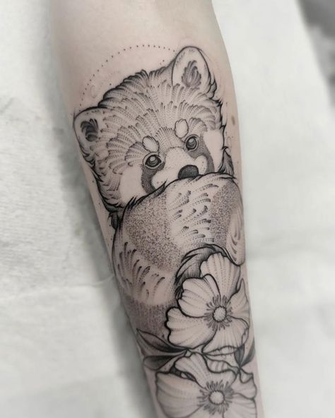 Small Red Panda Tattoo, Red Panda Tattoo Black And White, Turning Red Tattoo, Red Panda Tattoo Design, Ollie Tattoo, Red Panda Tattoo, Panda Tattoo Design, Valentines Flash, Cool Animal Tattoos