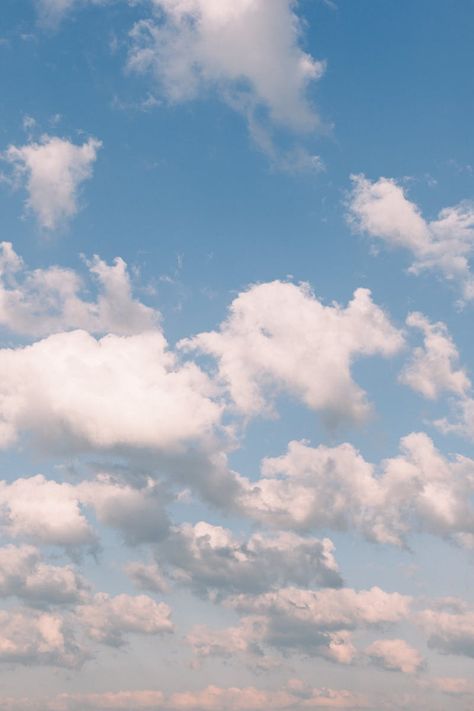 Sky Textures, Beautiful Clouds, Light Blue Aesthetic, Clouds Photography, Night Sky Wallpaper, Sky Sea, Sky Pictures, Cloud Wallpaper, Sky Painting