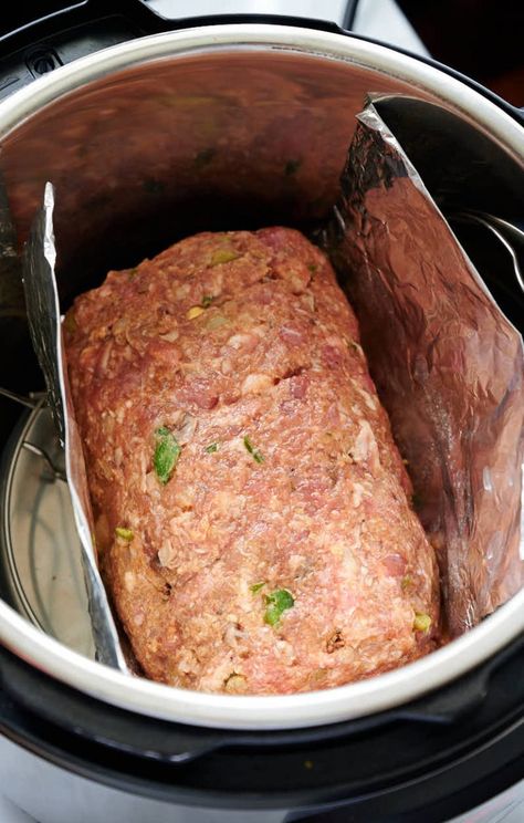 Incredibly moist, juicy and so tasty, this Instant pot meatloaf is made with a combination of pork and beef, and served with homemade BBQ sauce. Instant Pot Meatloaf Recipes, Instant Pot Meatloaf, Homemade Bbq Sauce, Bbq Sauce Homemade, Homemade Bbq, Instapot Recipes, Meatloaf Recipes, Ground Pork, Bbq Sauce