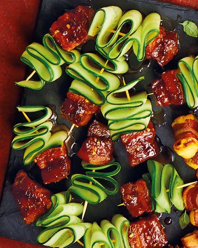 Pork Belly Skewers Recipe, Simple Catering Ideas, Sticky Pork Belly Bites, Pork Belly Skewers, Asian Platters, Sticky Pork Belly, Pork Belly Bites, Piggy Party, Pork Bites