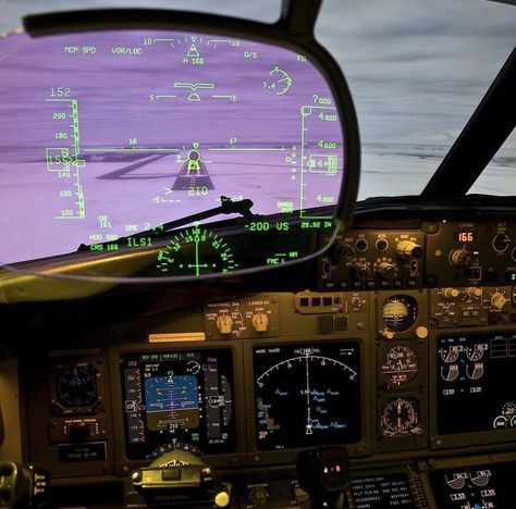 Airplane Cockpit, Pilot Career, Flight Simulator Cockpit, Microsoft Flight Simulator, Pilots Aviation, Airplane Photography, Flight Training, Stop Dreaming, General Aviation