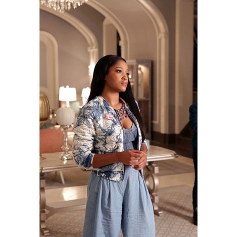 Scream Queens Zayday, Zayday Williams, Scream Queens Fashion, Nba Cheerleaders, Queen Outfit, Girl Code, Keke Palmer, Scream Queens, Womens Style