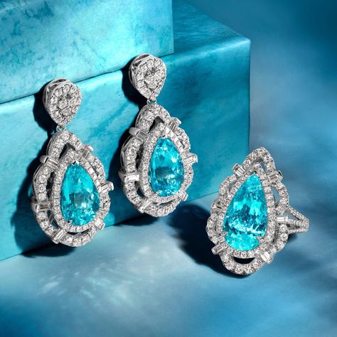 Dress and feel like a princess in this regal Neon Blue Paraiba Tourmaline set. 👑 Detailed frames of elegant artistry are adorned with… | Instagram Princess Couture, Le Vian Jewelry, 2023 Dress, Levian Jewelry, Diamond Chandelier Earrings, Diamond Chandelier, Princess Jewelry, Instagram Dress, Paraiba Tourmaline