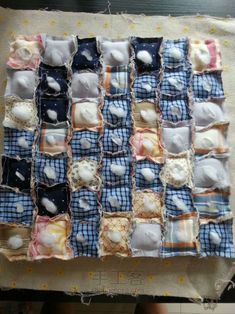 Hexagon Puff Quilt, Easy Puff Quilt, Puff Quilts Ideas, Puff Quilts For Beginners, Puff Quilts, Diy Puffs, Puff Blanket, Biscuit Quilt, Puff Quilt Tutorial