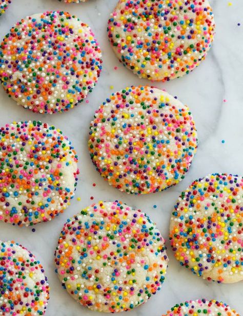 Sprinkles Cookies, Cookie Sprinkles, Sprinkle Cookies Recipe, Ice Cream Rainbow, Shortbread Bites, Cookies With Sprinkles, Sugar Cookies With Sprinkles, Cookie Recipes Holiday, Christmas Cookie Recipes Holiday