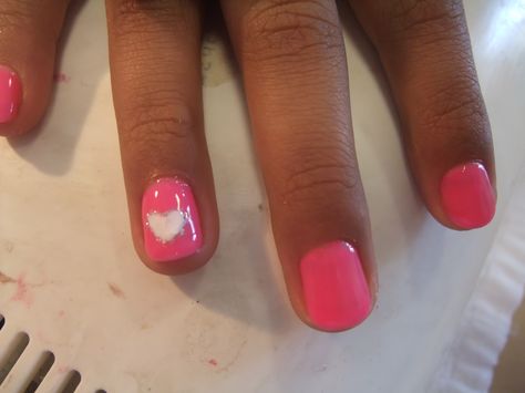 Nail design for kids ! #cute, #kids, #design Kids Valentines Nail Ideas, Girls Gel Nail Designs Kids, Toe Nail Designs For Kids, Nail Ideas For Kids Girls Simple, Girls Nail Designs Kids, Kids Manicure Ideas Simple, Kids Pedicure Ideas, Kid Nails Designs, Nails For 8 Yrs Old