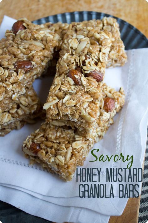 Savory No Bake Honey Mustard Granola Bars. Healthy, easy, and delicious -- great on the go afternoon snack option! Via @fannetasticfood (sponsored #CrunchOn ) Healthy Nuggets, Snacky Foods, Healthy Portable Snacks, Easy Granola Bars, Savory Granola, Granola Bar Recipe, Dietitian Recipes, No Bake Granola Bars, Easy Granola