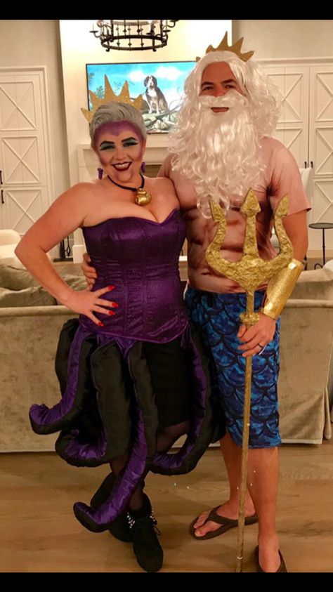 Ursula and King Triton Little Mermaid costume Halloween Ursula Couples Costume, King Triton Costume Diy, King Triton Little Mermaid, Triton Costume, King Triton Costume, Costumes Pregnant, Partner Costumes, The Little Mermaid Musical, Halloween Customs