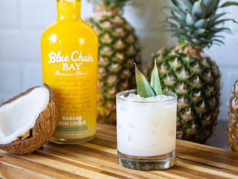 Low Calorie Alcohol, Rum Drinks Recipes, Banana Rum, Coctails Recipes, Rum Cream, Rum Recipes, Vodka Cocktails Recipes, Easy Cocktail, Bay Rum