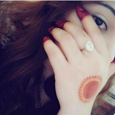 125 Stunning Yet Simple Mehndi Designs For Beginners|| Easy And Beautiful Mehndi Designs With Images | Bling Sparkle Beautiful Mehndi, Beautiful Mehndi Design, Girls Dp Stylish, Mehndi Designs For Beginners, Simple Mehndi Designs, Trik Fotografi, Imran Khan, Mehndi Designs For Hands, Real Girls