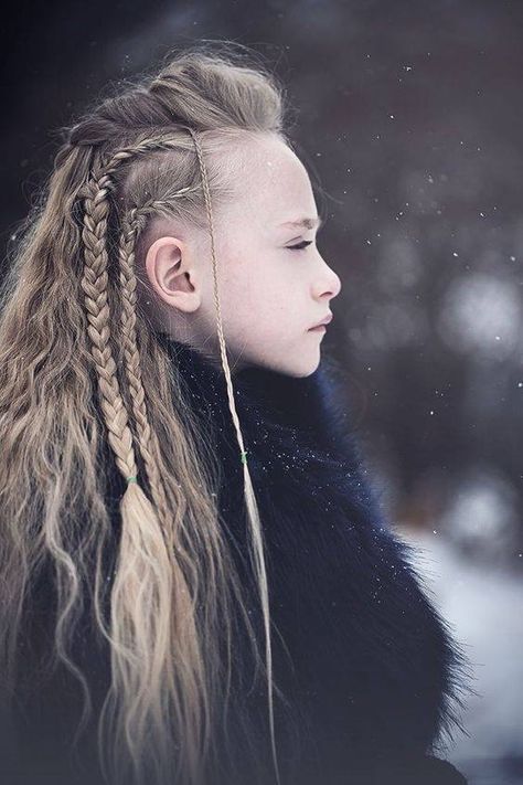 Viking hairstyle Braided Long Hair, Lagertha Hair, Winter Portrait, Hair Winter, Viking Braids, Winter Portraits, Viking Hair, Trending Hairstyles, Braids For Long Hair