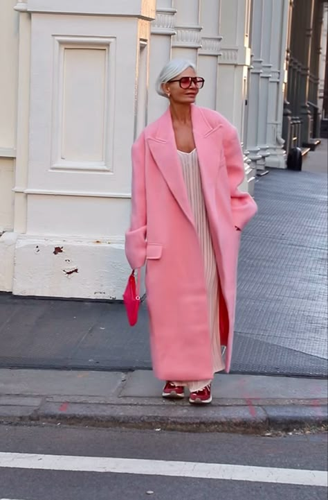 #pink #outfits #winter #fashion #coat Pink Trenchcoat Outfit, Rose Pink Coat Outfit, Candy Pink Outfit, Silver Coat Outfit, Monochromatic Outfit Pink, Pink Outfits Winter, Pink Coat Street Style, Pink Flats Outfit, Maxi Coat Outfit