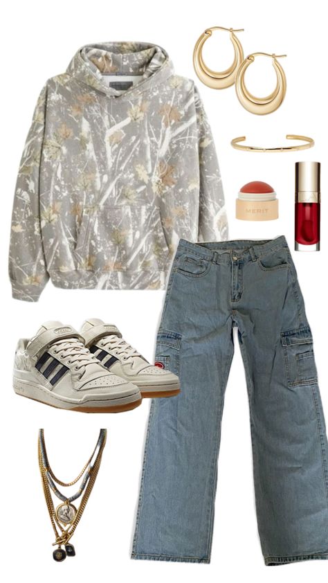 School Outfit Idea #outfitsinspo #camo #oufits #schoolfit #clothes #fashion #hoodie #denim Light Camo Hoodie Outfit, Camo Girl Outfits, Camo Sweatshirt Outfit, Camo Jeans Outfit, Cute Camo Outfits, Camo Hoodie Outfit, Camo Jacket Outfit, Sweatpants Fit, Cute Middle School Outfits