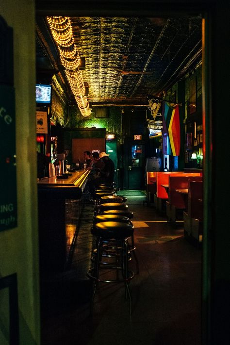 Jazz Bar, Bar Scene, Old Bar, Dive Bar, Bar Interior, Film Inspiration, Night Aesthetic, Cafe Bar, Bar Design