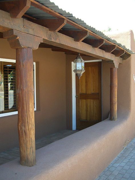 Mud House Exterior, Garden Portal, Wood Porch, Minimalist Furniture Design, New Mexico Homes, Hacienda Style Homes, Bamboo House Design, Mud House, Adobe House