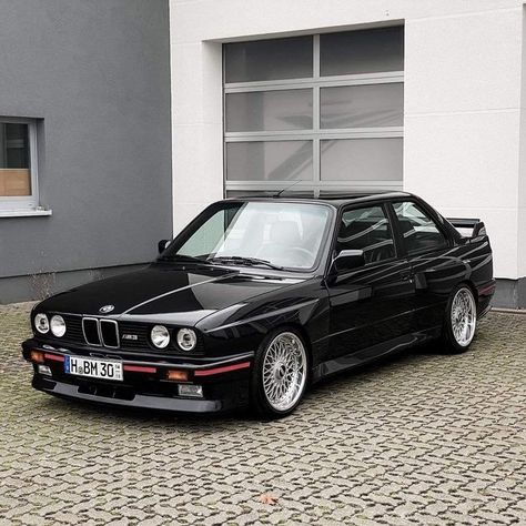 1991 Bmw M3, Bmw E30 M3 Aesthetic, Bmw M3 E30, Carros Bmw, Serie Bmw, Bmw E30 M3, E30 M3, Best Jdm Cars, Street Racing Cars