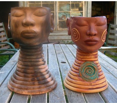 African Pottery, Aluminum Foil Art, Ceramic Sculpture Figurative, Pottery Pots, Sculpture Art Clay, Garden Cafe, African Decor, Ceramic Figures, Eclectic Art