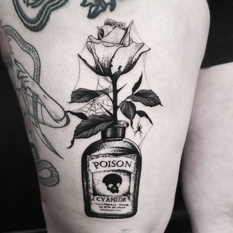 Creepy Botanical Tattoo, Spooky Mom Tattoo, Old Gothic Art, Salem Massachusetts Tattoo Ideas, Cute And Spooky Tattoos, Gothic Love Tattoo, Dark Romantic Tattoo, Never Trust The Living Tattoo, Strange And Unusual Tattoo