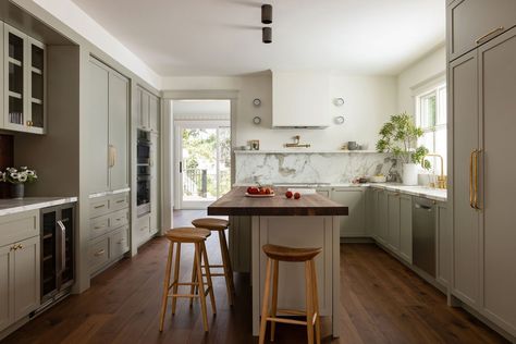 San Anselmo — Katie Monkhouse Interiors | Interior Design Studio | Marin County + San Francisco Bay Area Historic Paint Colours, Marin County, Interior Photography, Favorite Kitchen, Traditional Kitchen, Custom Cabinetry, San Francisco Bay, San Francisco Bay Area, Interior Design Studio