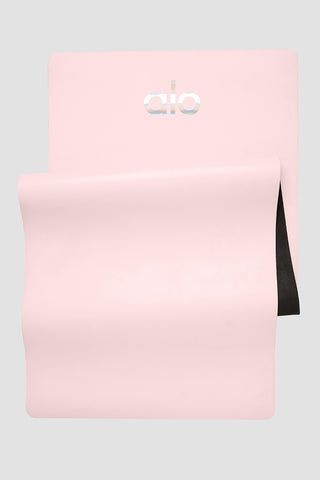 Pink Alo Yoga Mat, Light Pink Yoga Mat, Alo Mat, Alo Yoga Mat, Gym Wishlist, Saving List, Pink Yoga Mat, Warrior Yoga, Where The Magic Happens