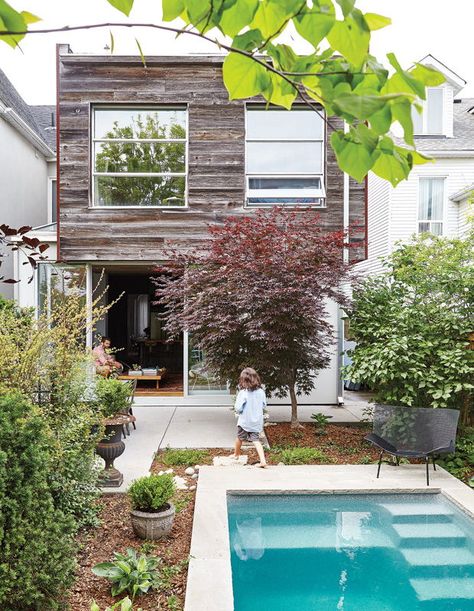 The Grecian blue waters of this Victorian plunge pool in Toronto’s West End proves no space is too small for a water feature that cools in the wake of summer. | Photographer: Valerie Wilcox | Designer: Brock James, LGA Architectural Partners Dipping Pool, Large Backyard Landscaping, Townhouse Garden, Garden Decoration Ideas, Small Swimming Pools, Garden Stairs, Big Backyard, Home Decor Garden, Small Pools