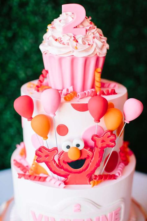 Elmo Birthday Party Ideas, Elmo Birthday Cake, Elmo First Birthday, Elmo Cake, Cookie Exchange Recipes, Elmo Birthday Party, Sesame Street Birthday Party, Elmo Party, Christmas Cookie Exchange