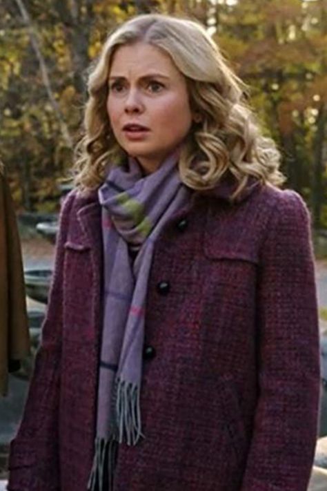 Rose Mciver Ghosts, Rose Mciver, Purple Coat, Classic Vibe, Cillian Murphy, Style Women, Style Classic, Elegant Style, Tv Series