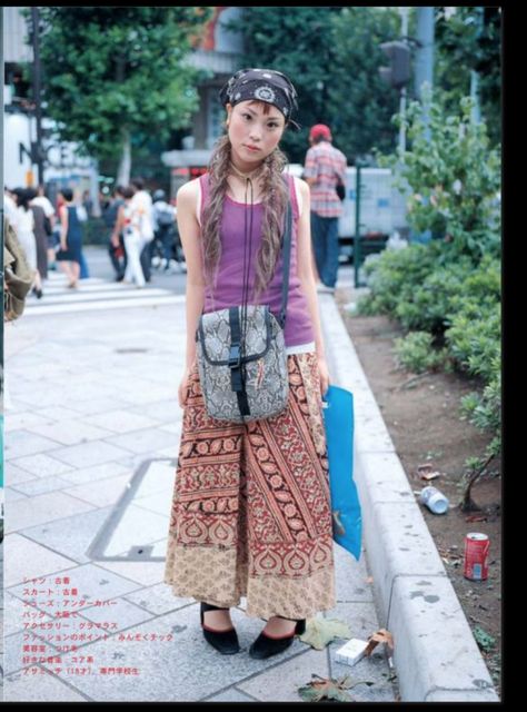 FRUiTS magazine Japanese streetwear y2k 90s fashion looks photography outfits vintage aesthetic Shoichi Aoki street kawaii punk grunge 90s Harajuku Fashion, 90s Japanese Street Fashion, Outfits Vintage Aesthetic, Shoichi Aoki, Y2k 90s Fashion, Aesthetic Vintage Outfits, Kawaii Punk, Street Style Magazine, Harajuku Street Style