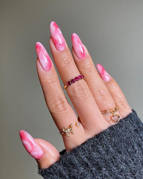 100 Of The Best Spring Inspired Nail Designs for 2024 - Rose idea Nails For Easter, Cutest Nails, Daily Nail Art, Good Nails, Summer Nails Almond, Barbie Nails, Nail Store, Ballet Nails, Pink Ombre Nails