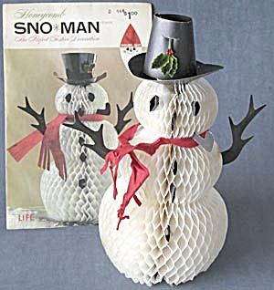 Vintage Christmas Honeycomb Decoration ~ Snowman * 1960 Snowman Pics, Anthro Christmas, Honeycomb Ornaments, Vintage Christmas Snowman, Toys Pictures, Mini Snowman, Merry Christmas Everybody, Classroom Christmas Decorations, School Christmas Party